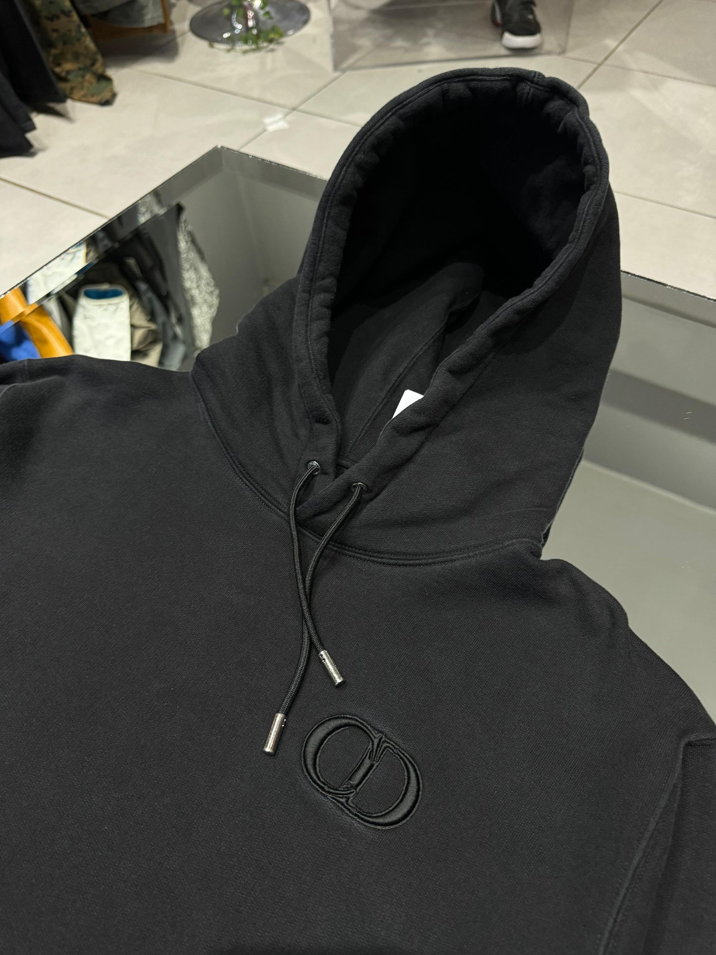 Dior Logo Hoodie.         Talla M