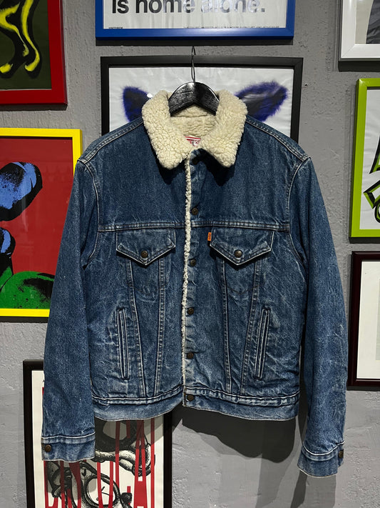 Jacket LEVIS sherpa
Orange Tab 80’S
Talla:L